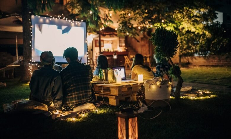 How to Perfectly Host a Backyard Movie Night on a Budget